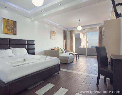 David Dobre Vode, zasebne nastanitve v mestu Dobre Vode, Črna gora